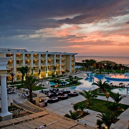 Royal Thalassa Monastir Exteriör bild Sunset at the resort