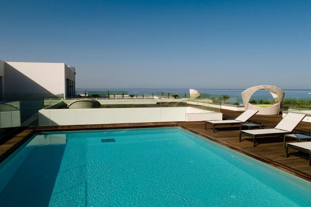 Royal Thalassa Monastir Rum bild Rooftop pool at the hotel