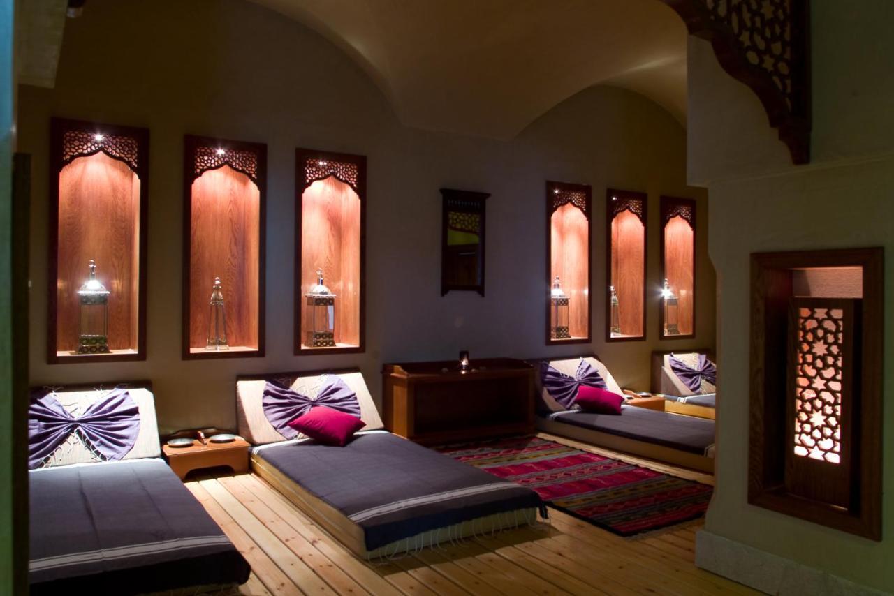 Royal Thalassa Monastir Exteriör bild The spa at the Taj Mahal Palace